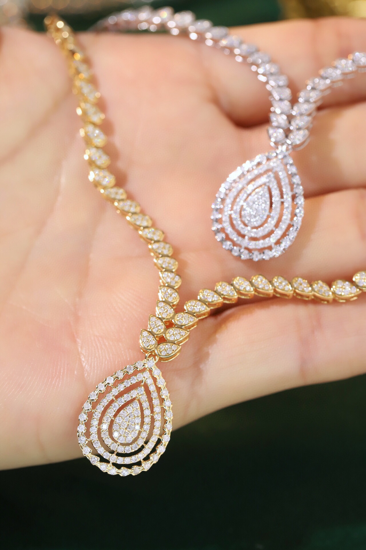 18k Gold Necklace, Luxury Semi-Circle Diamond Necklace with 2.20ct Natural Diamonds