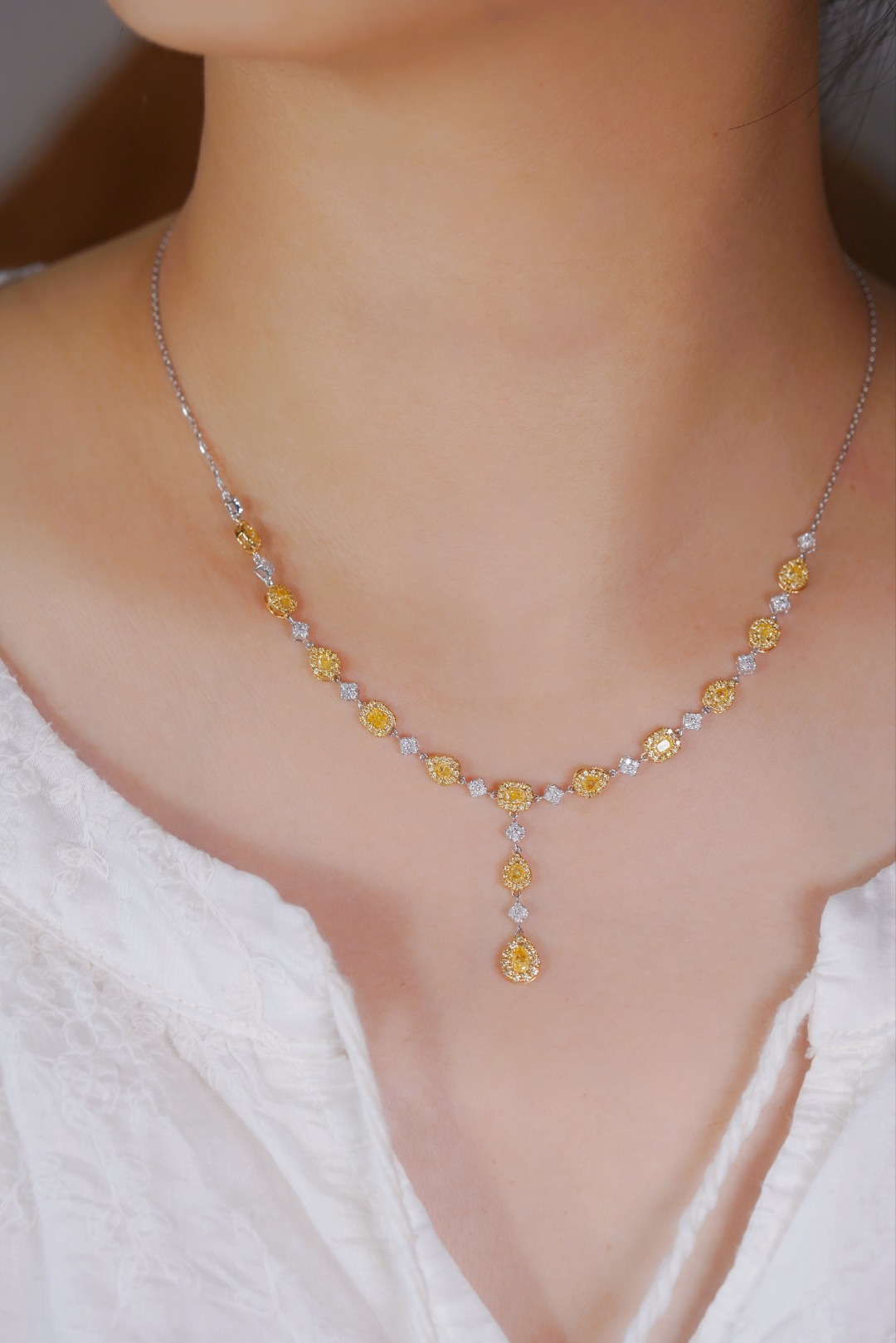 18k Gold Necklace, Luxury Yellow Diamond Necklace, Natural Diamond 2.30ct