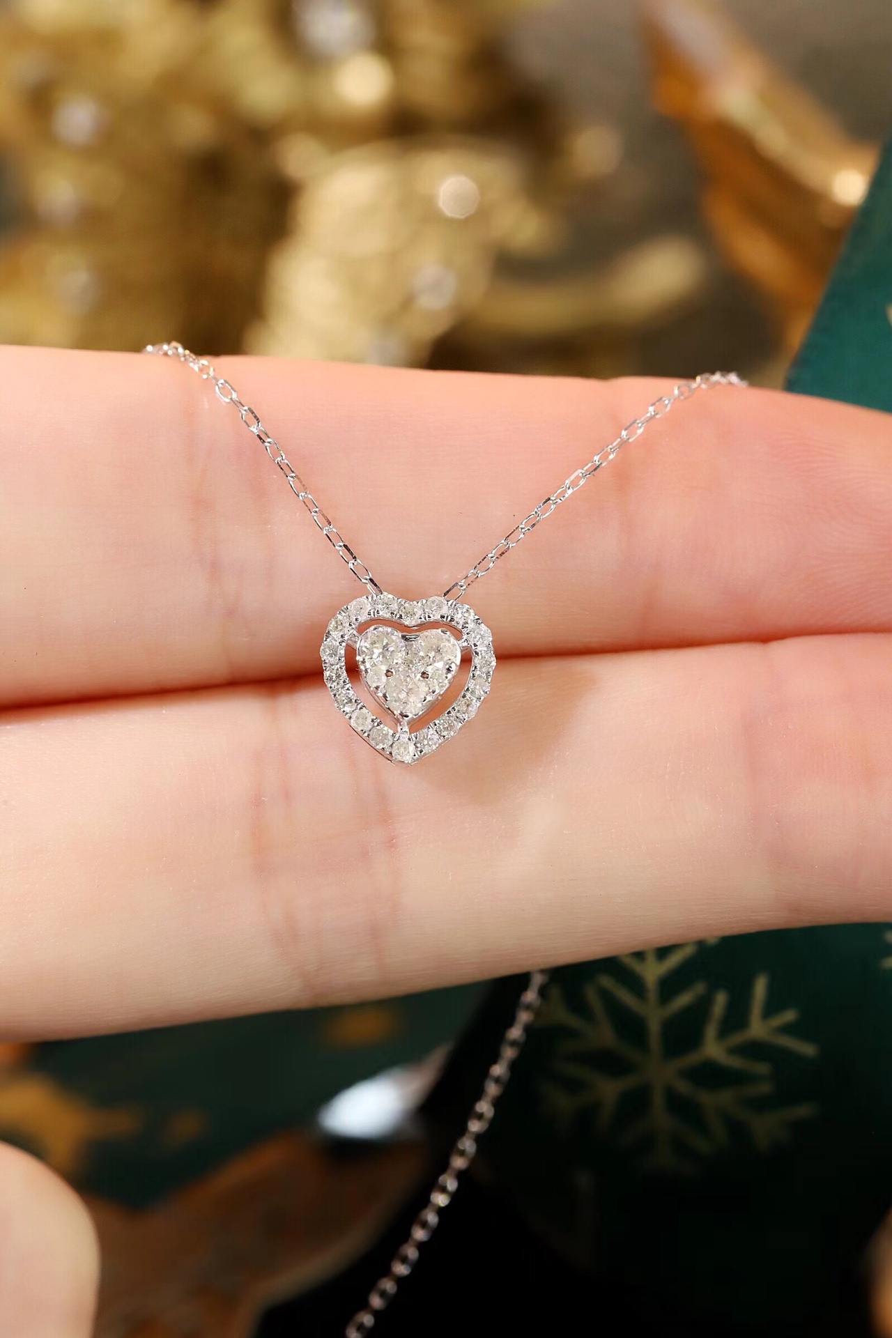 18k Gold Necklace with Heart Design, Natural Diamond 0.30ct