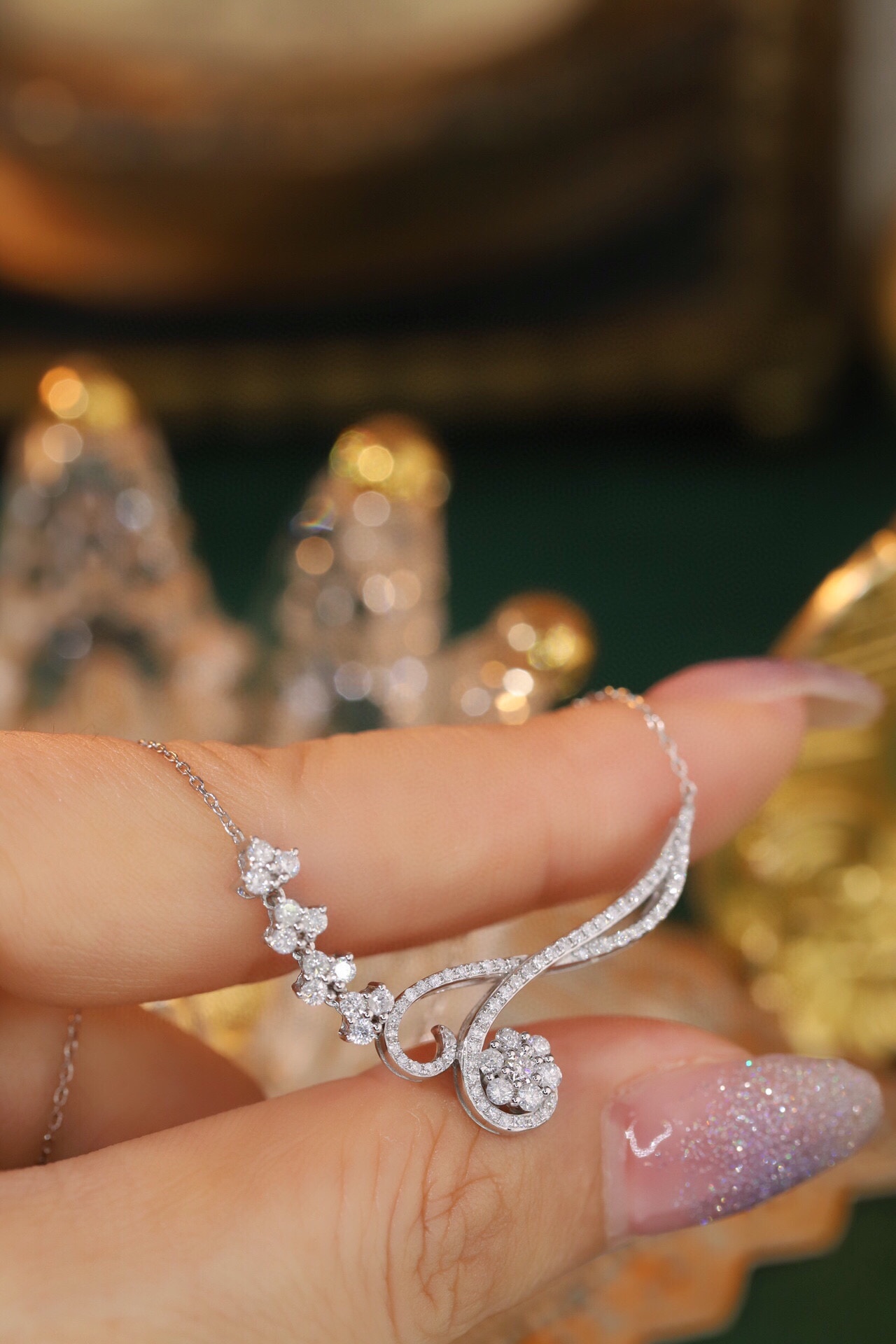 18k Gold Necklace with  Design and 0.75ct Natural Diamond