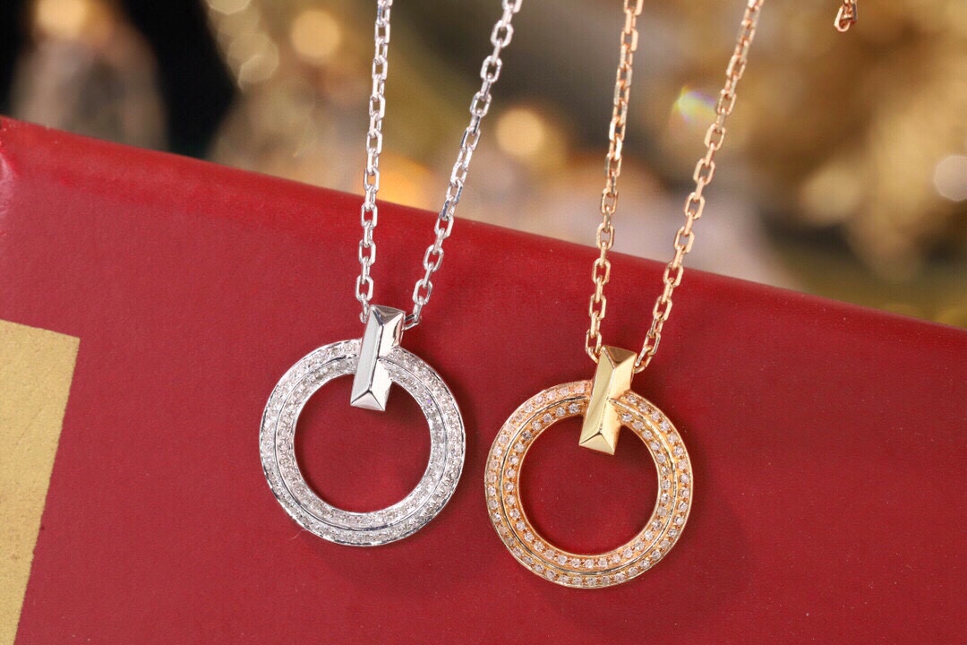 18k Gold Necklace with 0.16ct Natural Diamond