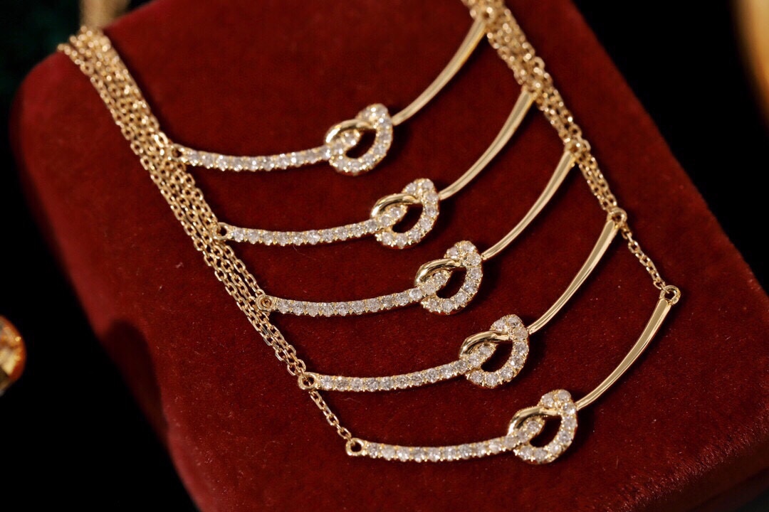 18k Gold Necklace with 0.15ct Natural Diamond