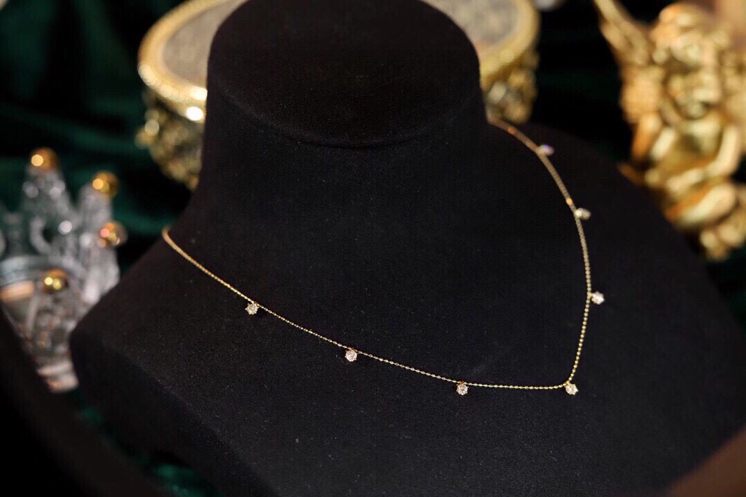 18k Gold Necklace with 0.60ct Natural Diamond