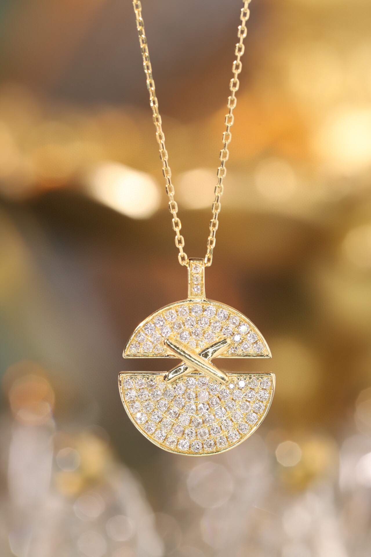 18k Gold Necklace with 0.55ct Natural Diamond