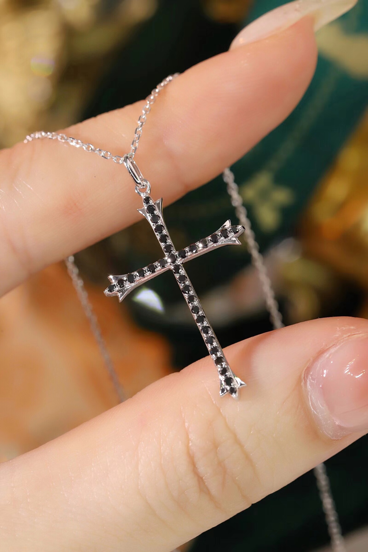 18k Gold Necklace with Cross Design, Black Diamond, 0.30ct