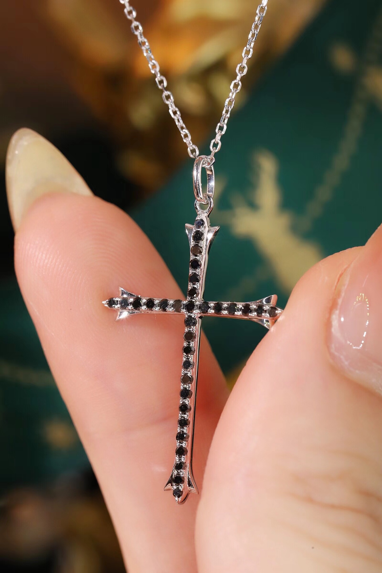 18k Gold Necklace with Cross Design, Black Diamond, 0.30ct