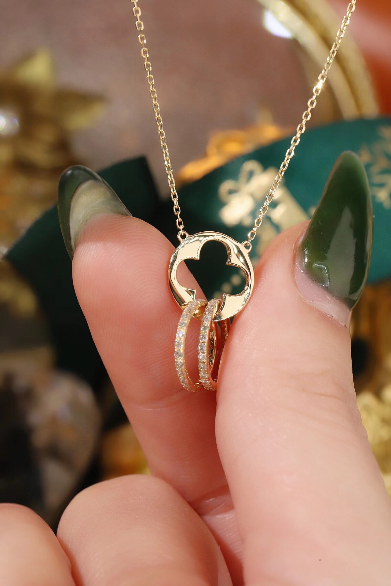 18k Gold Necklace with Flower Design, Natural Diamond 0.35ct
