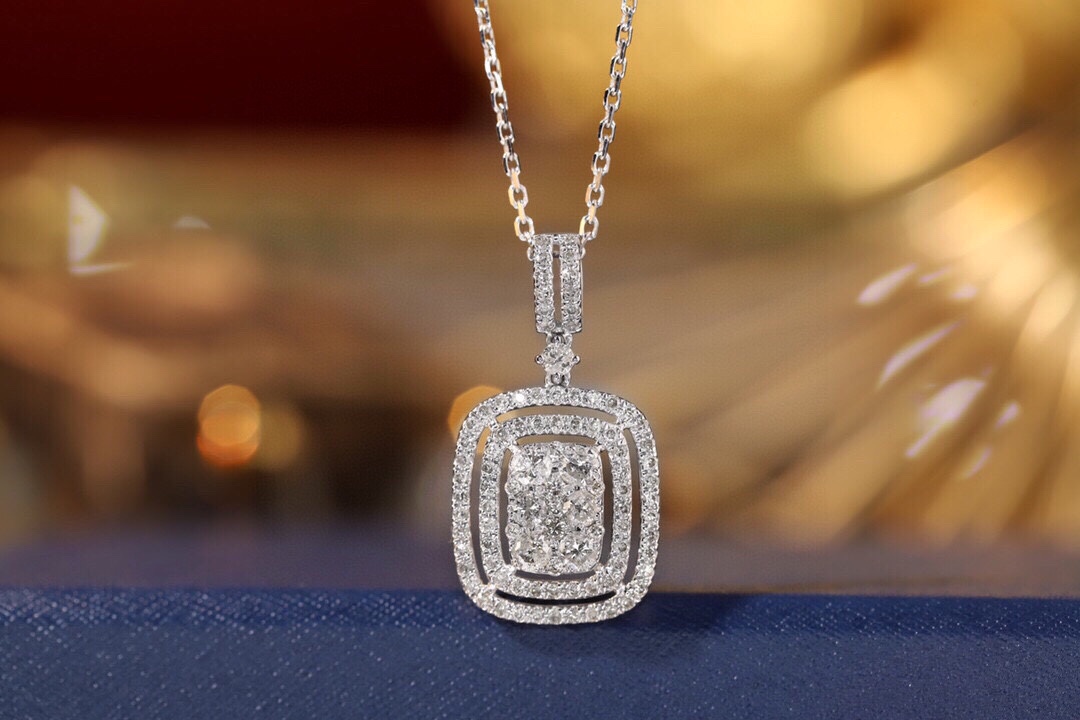18k Gold Diamond Necklace with 1ct Natural Diamond
