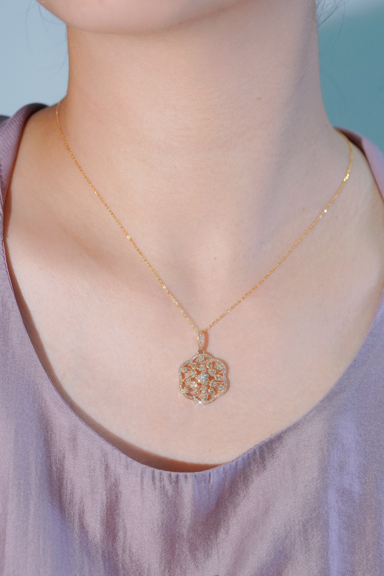 18k Gold Diamond Necklace with 0.45ct Natural Diamond