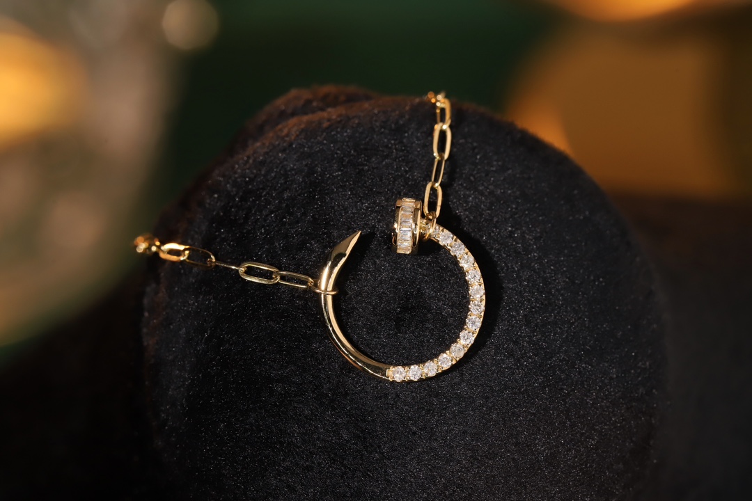 18k Gold Diamond Necklace with Prong Setting, Natural Diamond 0.18ct