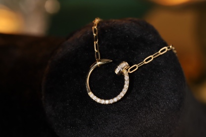 18k Gold Diamond Necklace with Prong Setting, Natural Diamond 0.18ct