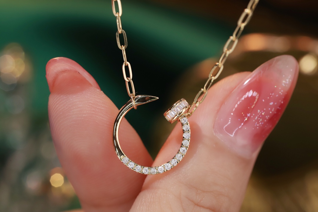 18k Gold Diamond Necklace with Prong Setting, Natural Diamond 0.18ct