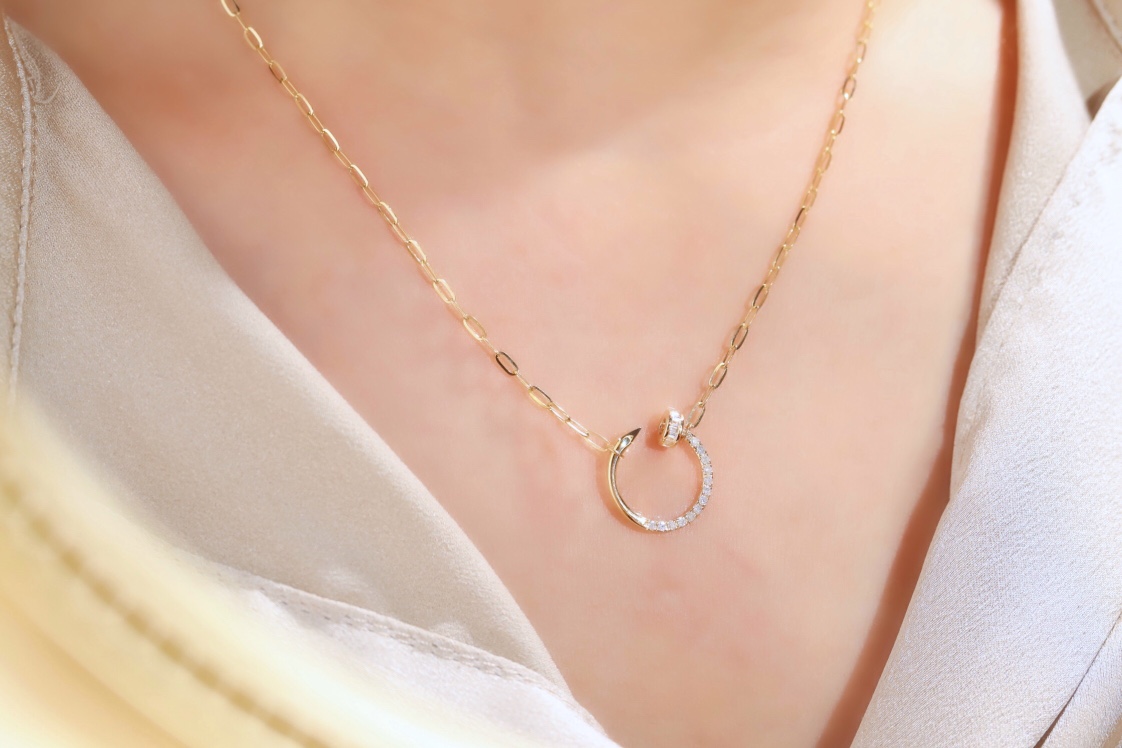 18k Gold Diamond Necklace with Prong Setting, Natural Diamond 0.18ct