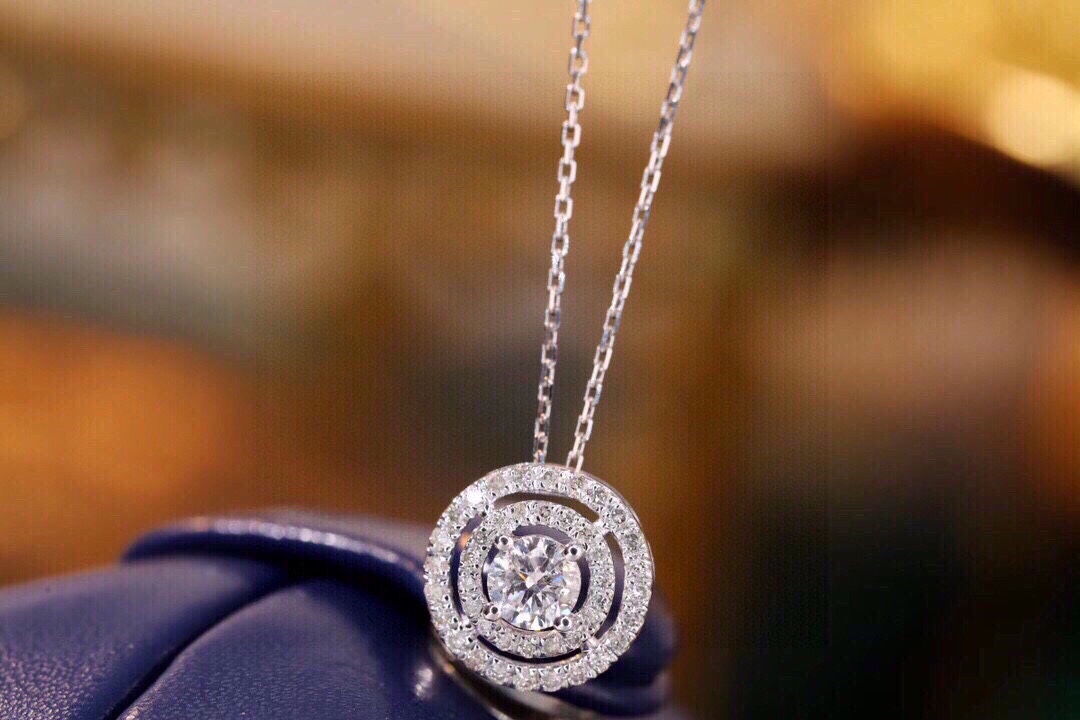 18k Gold Diamond Necklace with 0.55ct Natural Diamond