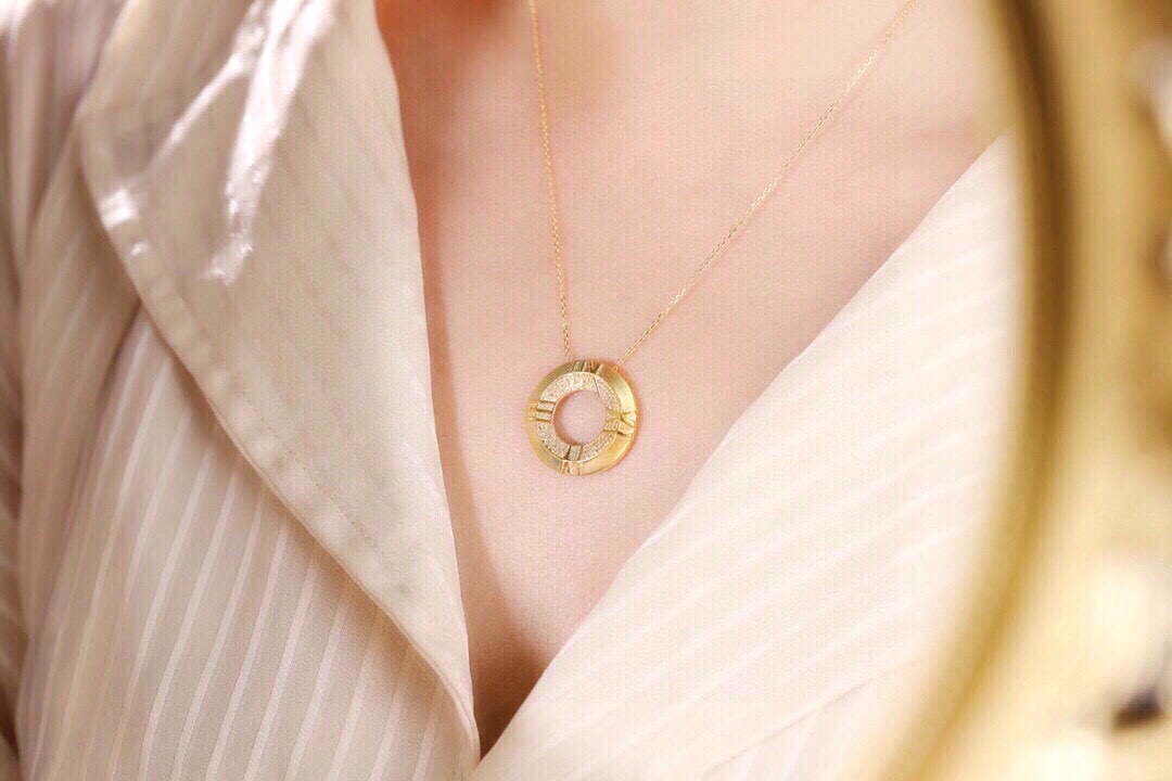 18k Gold Diamond Necklace with 0.20ct Natural Diamond