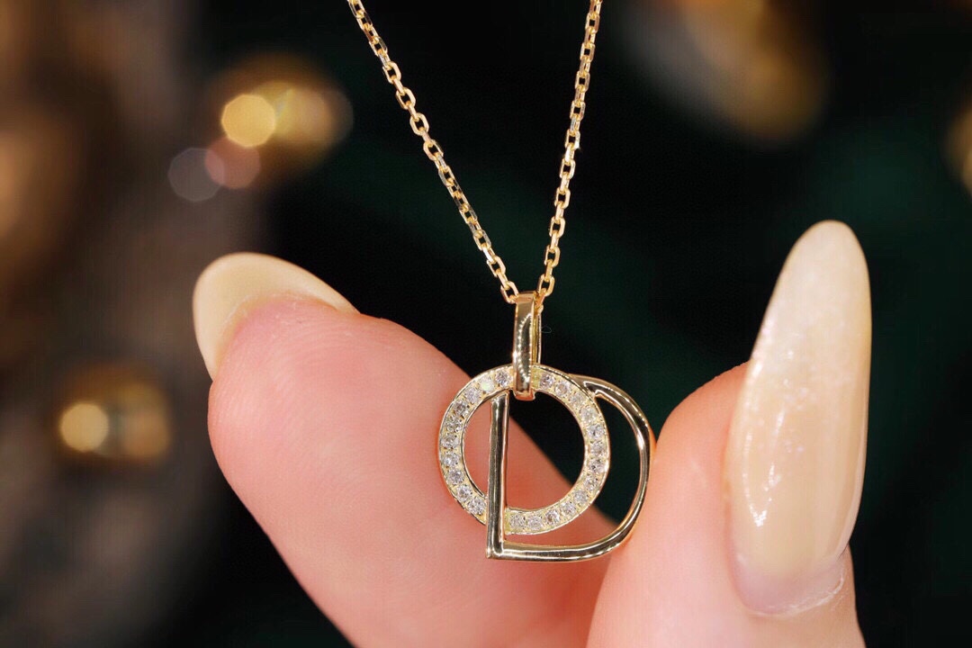 18k Gold Diamond Necklace with 0.08ct Natural Diamond