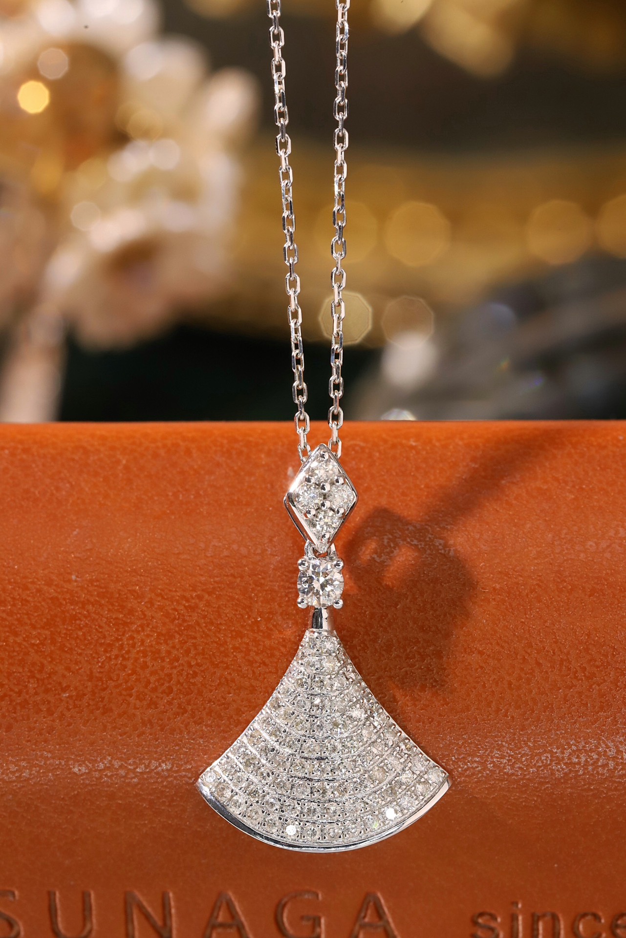 18k Gold Diamond Necklace with Skirt Design, Natural Diamond 0.65ct