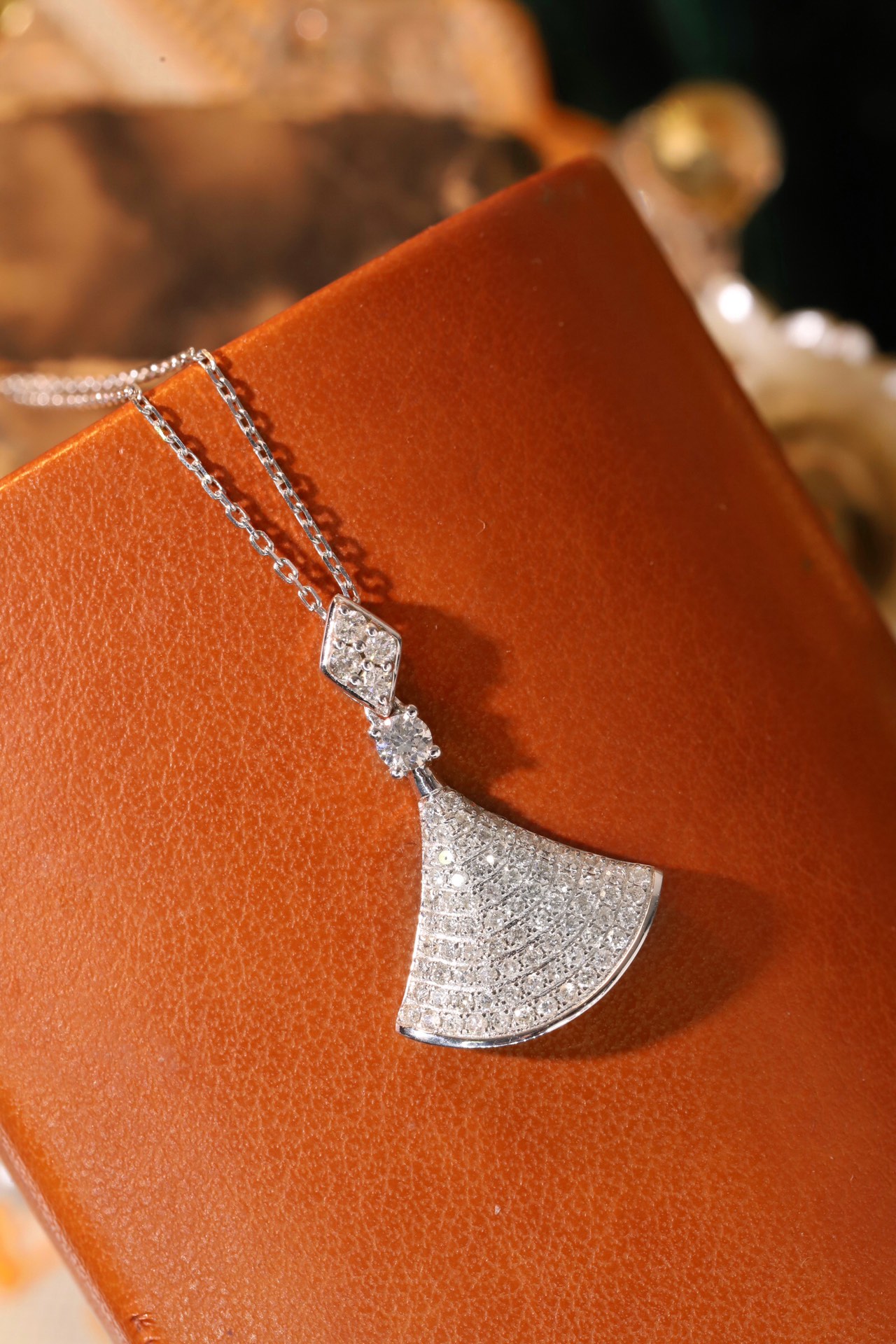 18k Gold Diamond Necklace with Skirt Design, Natural Diamond 0.65ct