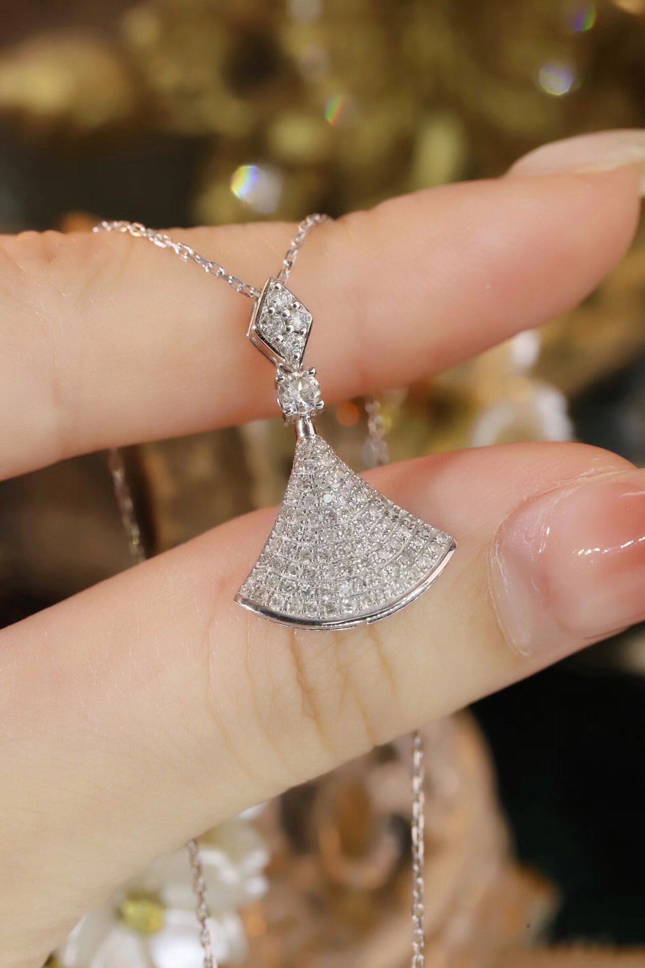 18k Gold Diamond Necklace with Skirt Design, Natural Diamond 0.65ct