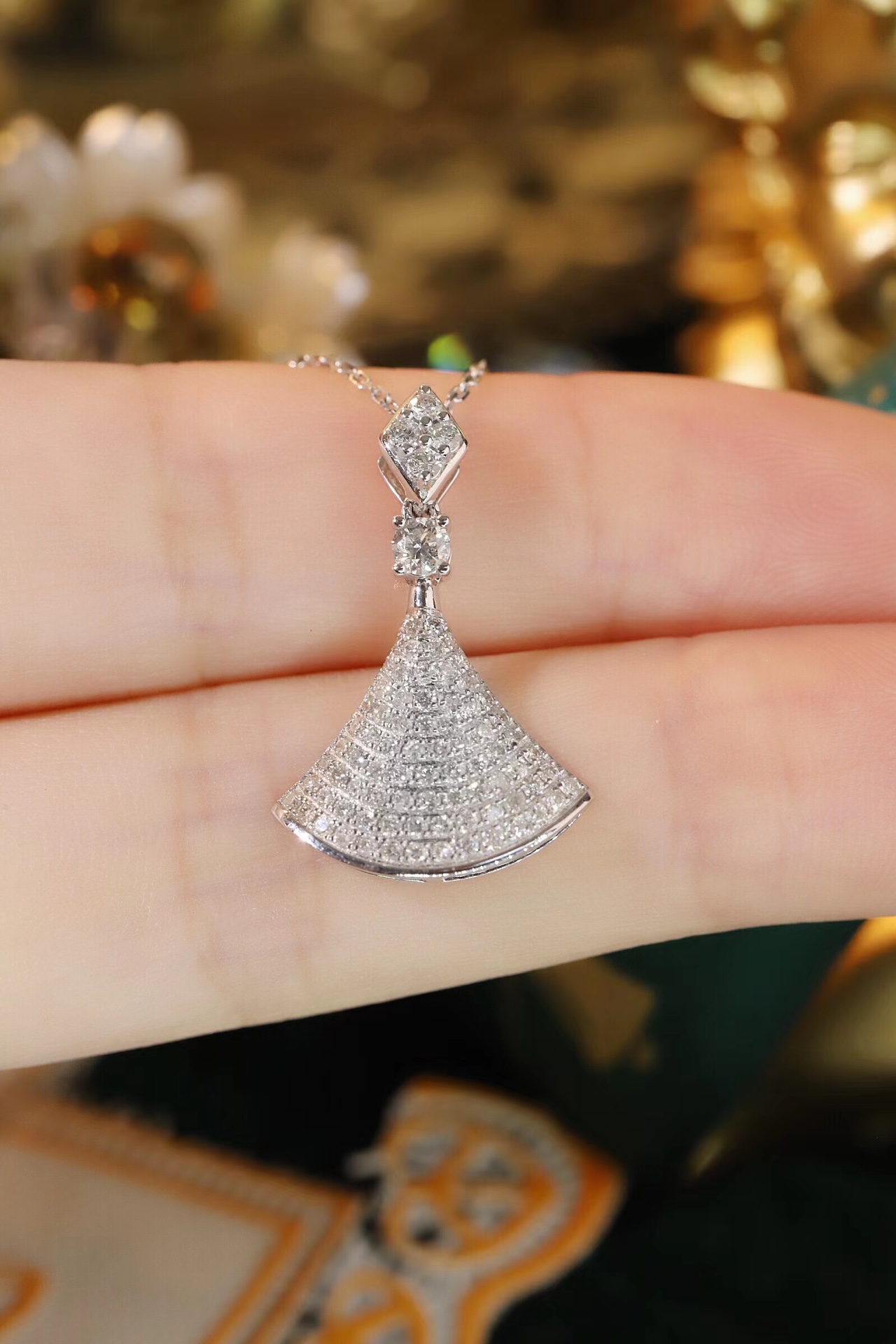 18k Gold Diamond Necklace with Skirt Design, Natural Diamond 0.65ct