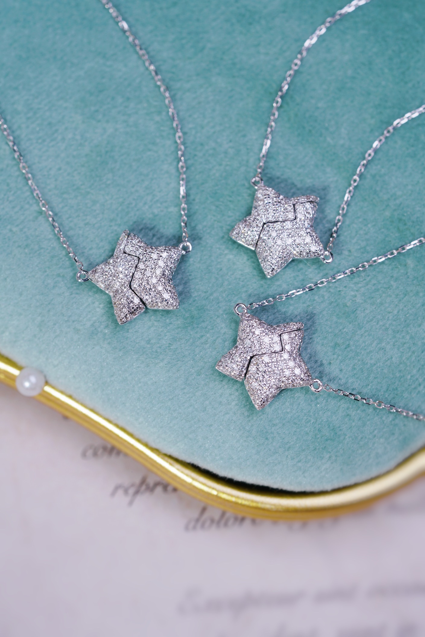 18k Gold Diamond Necklace with Star Design, Natural Diamond 0.40ct