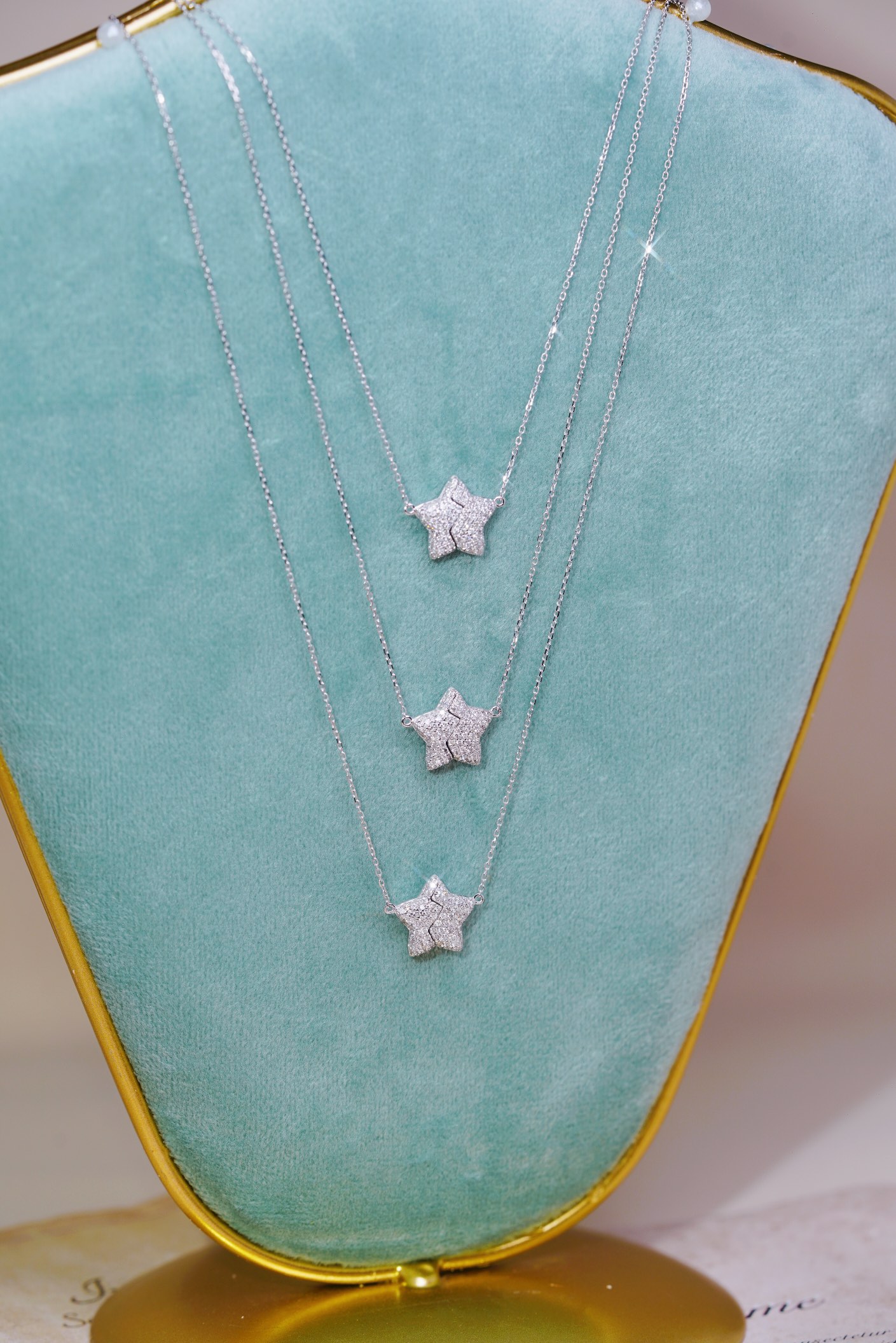 18k Gold Diamond Necklace with Star Design, Natural Diamond 0.40ct