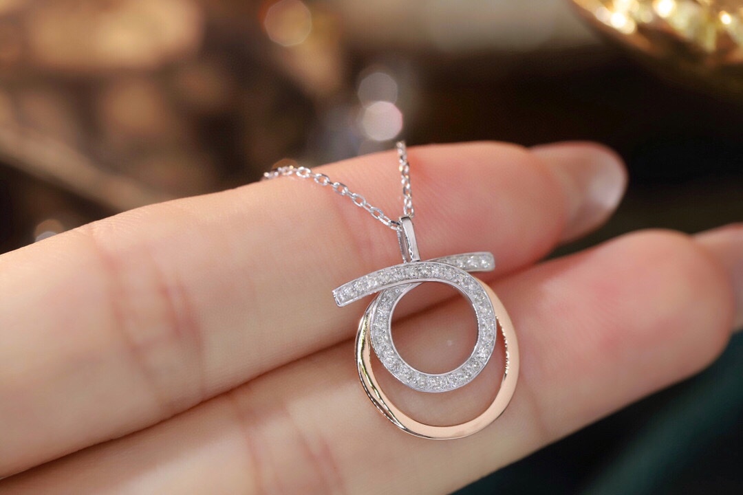 18k Gold Diamond Necklace with 0.20ct Natural Diamond