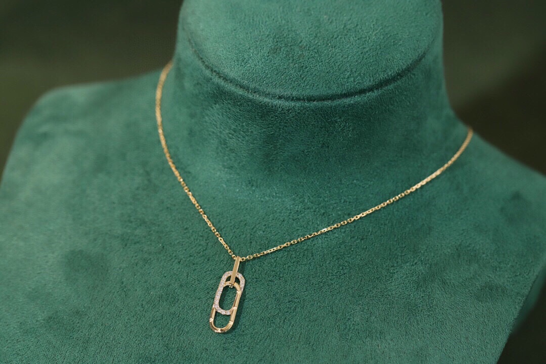 18k Gold Diamond Necklace with 0.15ct Natural Diamond