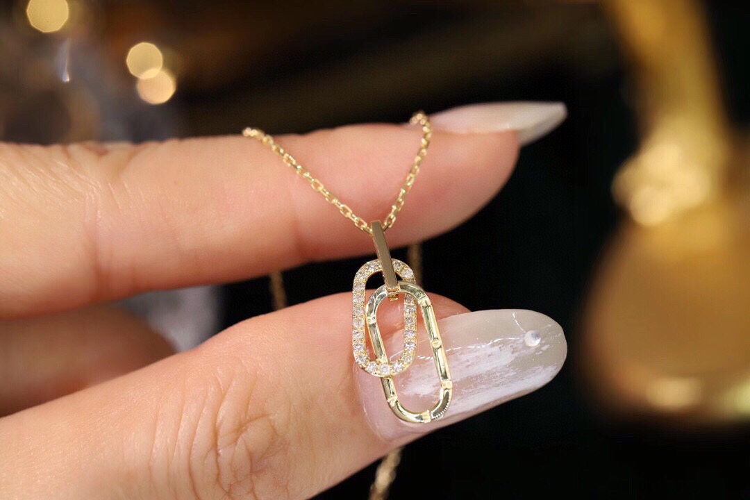 18k Gold Diamond Necklace with 0.15ct Natural Diamond