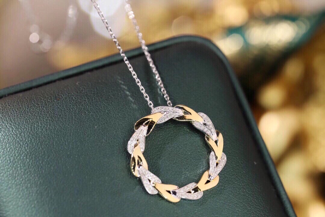 18k Gold Diamond Necklace with 0.15ct Natural Diamond