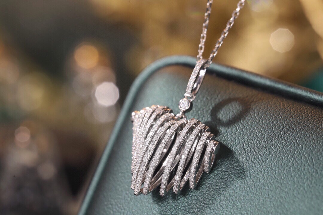 18k Gold Diamond Necklace with 0.50ct Natural Diamond