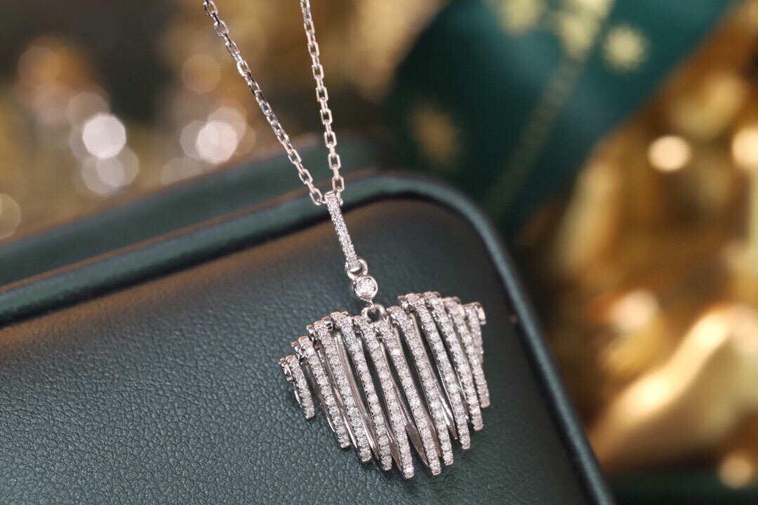 18k Gold Diamond Necklace with 0.50ct Natural Diamond