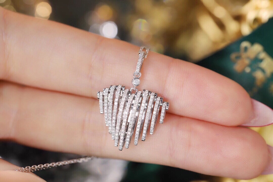 18k Gold Diamond Necklace with 0.50ct Natural Diamond