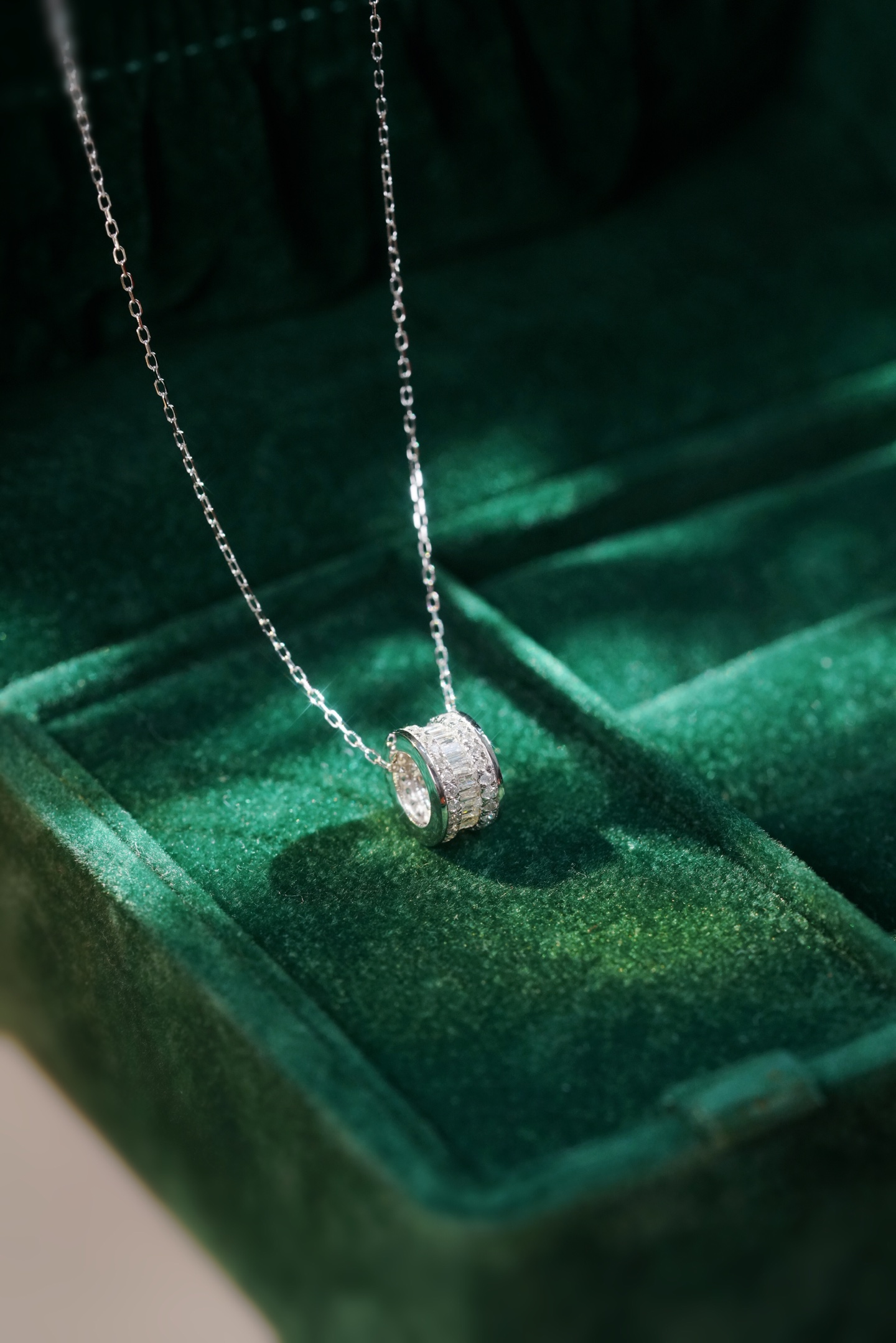 18k Gold Diamond Necklace with 0.50ct Natural Diamond