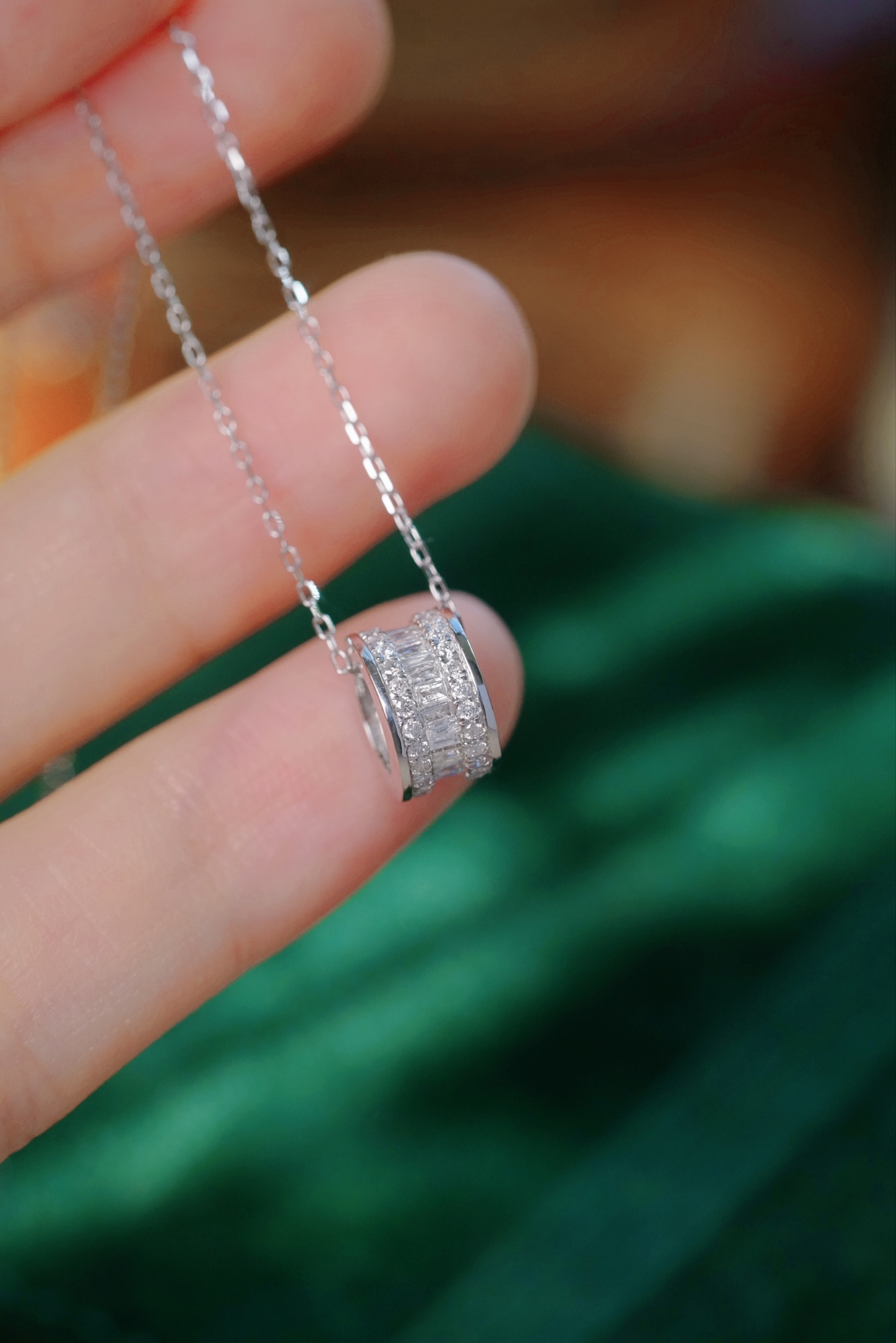 18k Gold Diamond Necklace with 0.50ct Natural Diamond