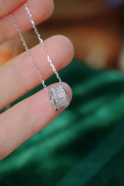 18k Gold Diamond Necklace with 0.50ct Natural Diamond