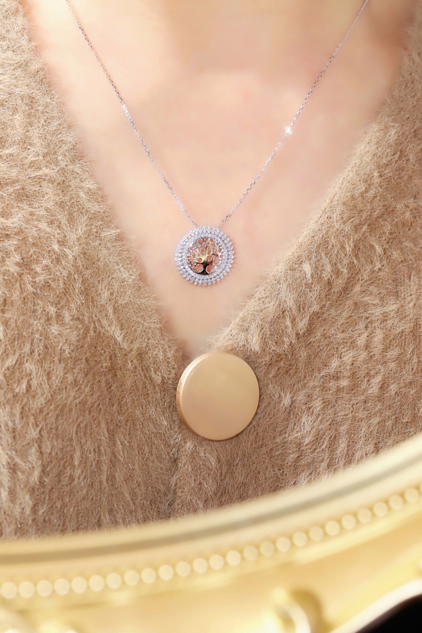 18k Gold Diamond Necklace with 0.30ct Natural Diamond