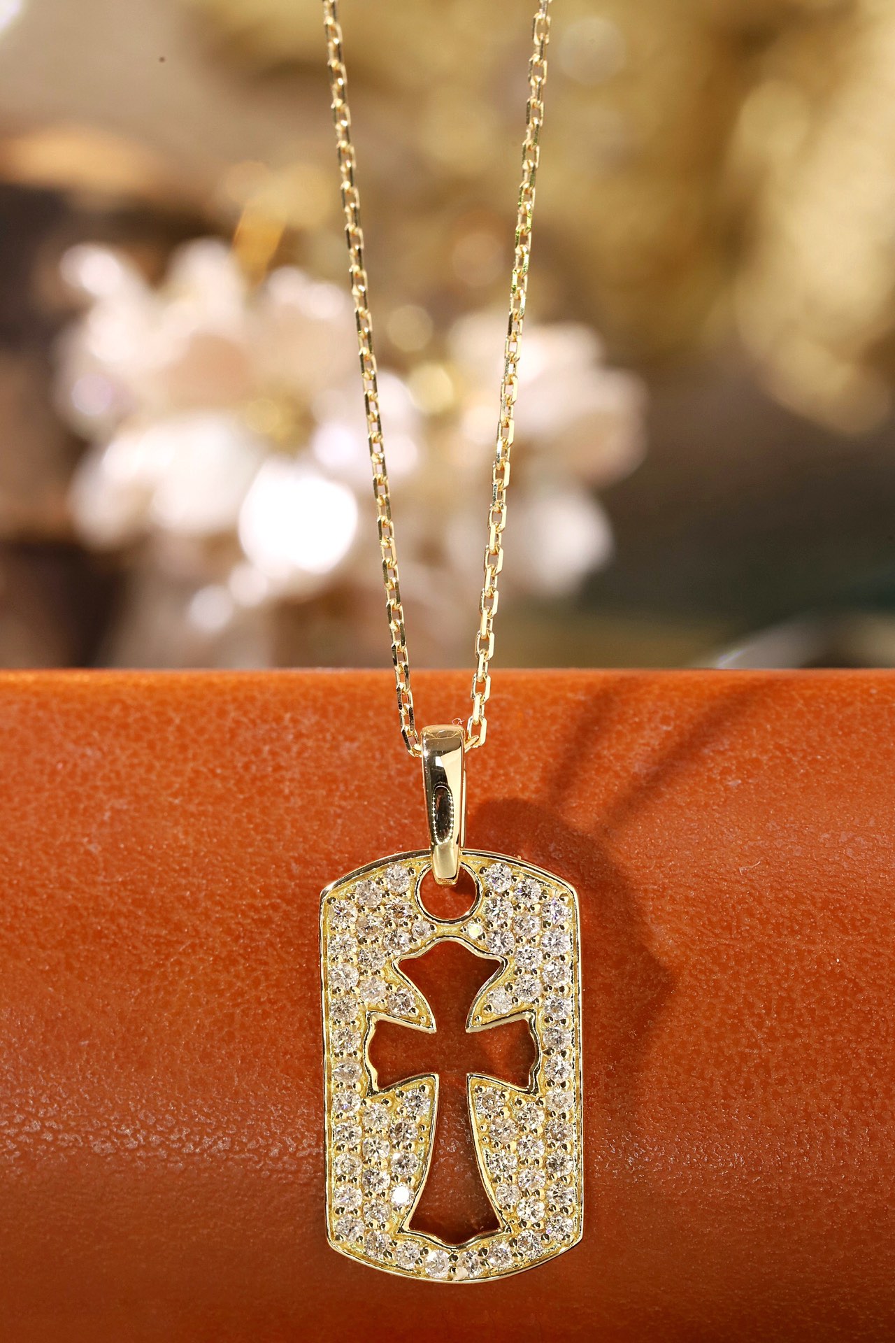 18k Gold Diamond Necklace with 0.50ct Natural Diamond