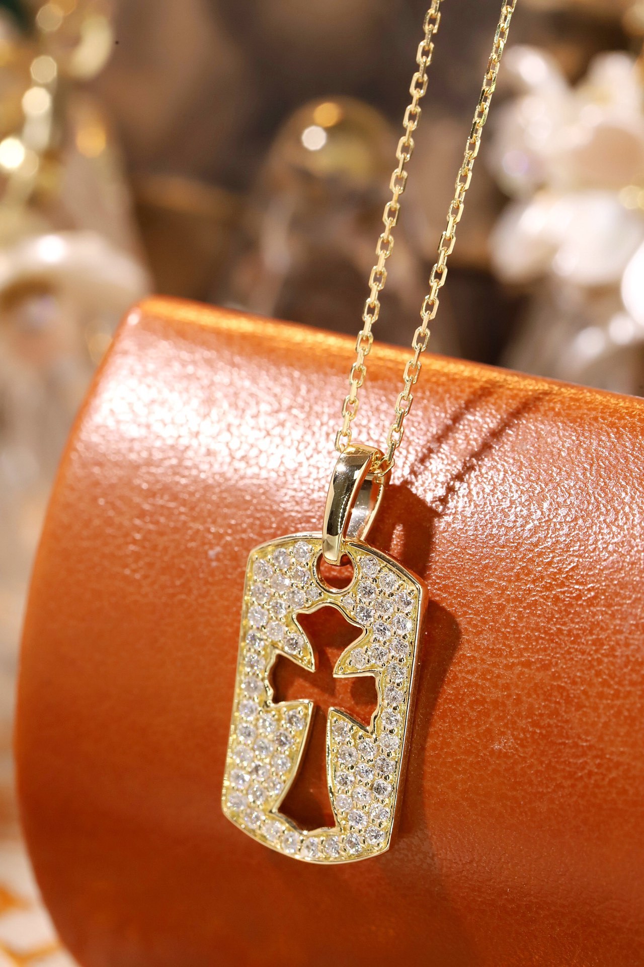 18k Gold Diamond Necklace with 0.50ct Natural Diamond