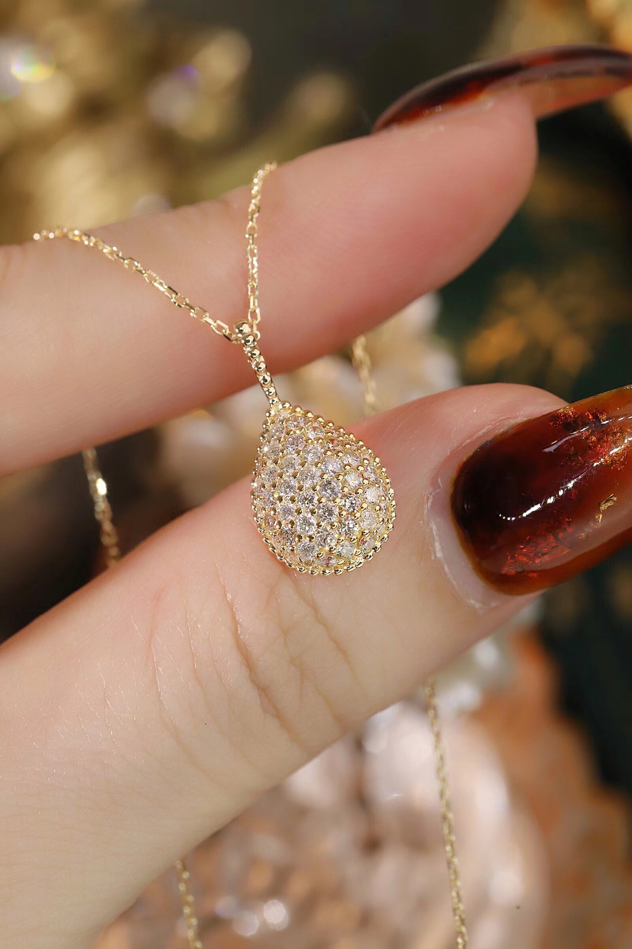 18k Gold Diamond Necklace with 0.52ct Natural Diamond