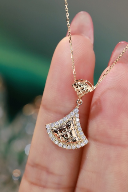 18k Gold Diamond Necklace with Skirt Design, Natural Diamond 0.22ct