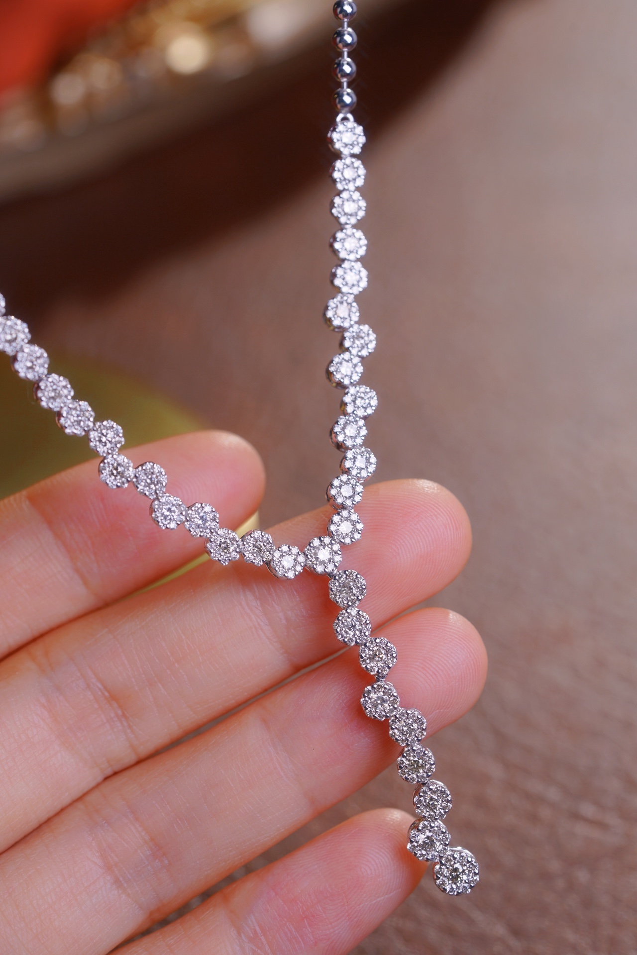 18k Gold Diamond Necklace with 2.30ct Natural Diamond