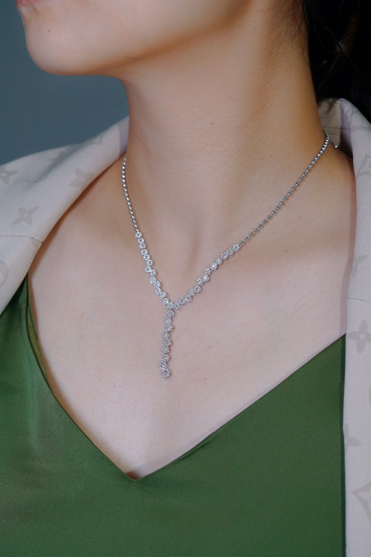 18k Gold Diamond Necklace with 2.30ct Natural Diamond