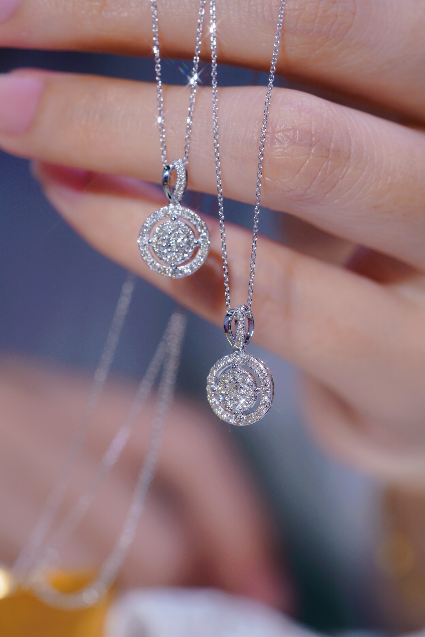 18k Gold Diamond Necklace with 0.35ct Natural Diamond