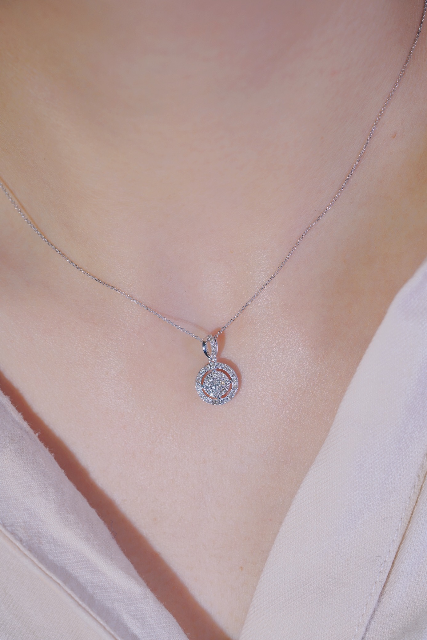 18k Gold Diamond Necklace with 0.35ct Natural Diamond