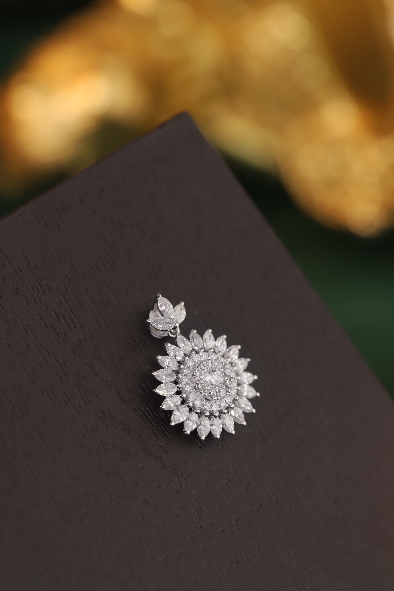 18k Gold Diamond Necklace with 1.20ct Natural Diamond