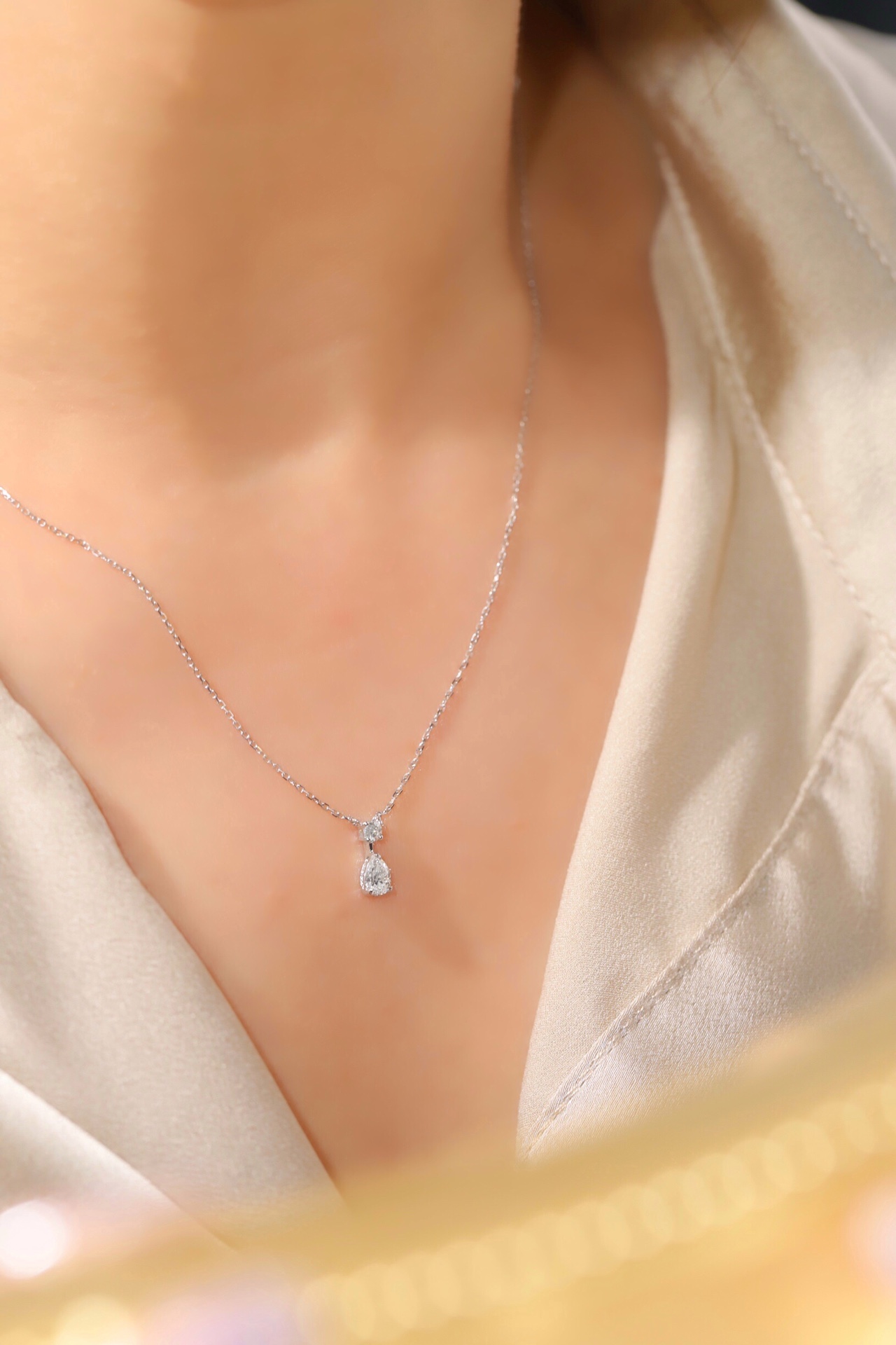 18k Gold Diamond Necklace with 0.38ct Natural Diamond