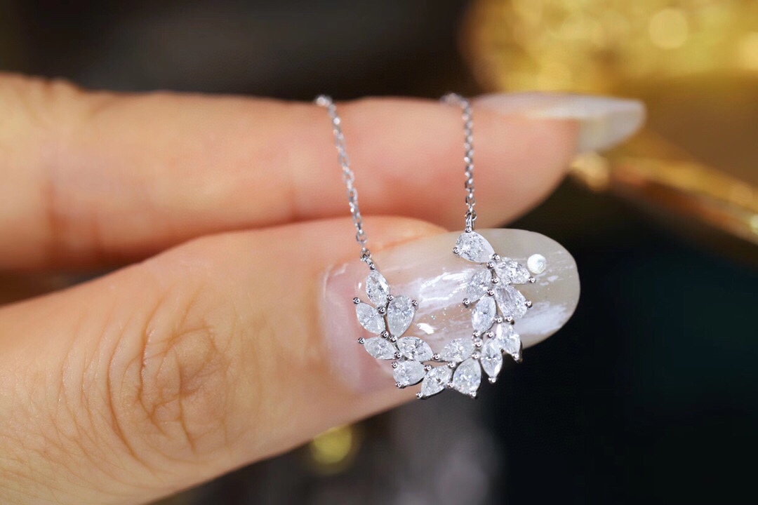 18k Gold Diamond Necklace with Marquise Cut, Natural Diamond 1.05ct