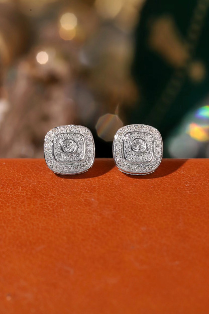 18k Gold Earrings  Natural Diamond 0.32ct