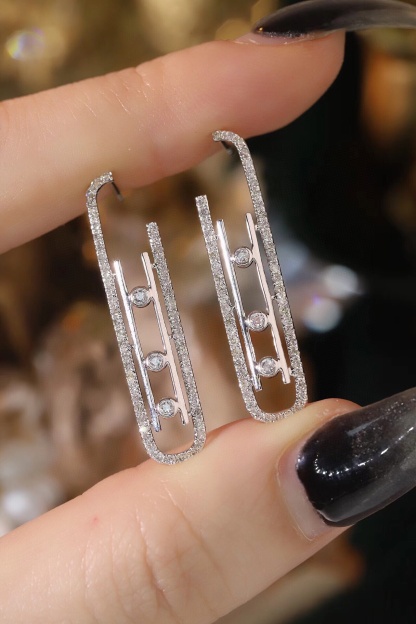 18k Gold Earrings  Natural Diamond 0.60ct paper clip
